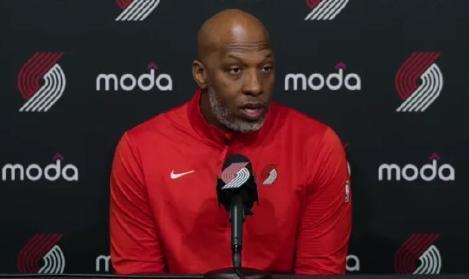 奇异果体育官网-要去打发展联盟?开拓者主教练:杨瀚森还不适应球队节奏!